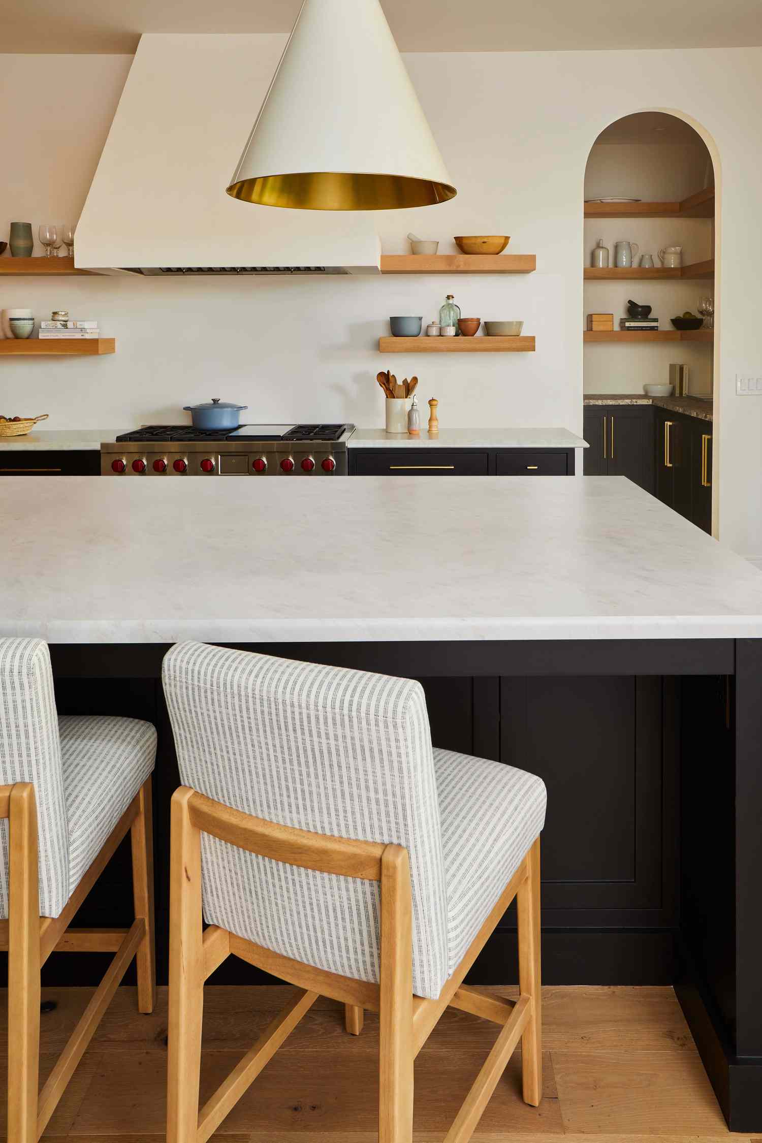 Prosecco Quartzite with Waterfall edge